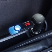 日本 YAC 汽車FM音樂播放器藍牙免提USB AUX連線車機