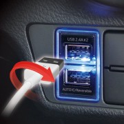 日本 YAC 豐田車Toyota專用USB充電器